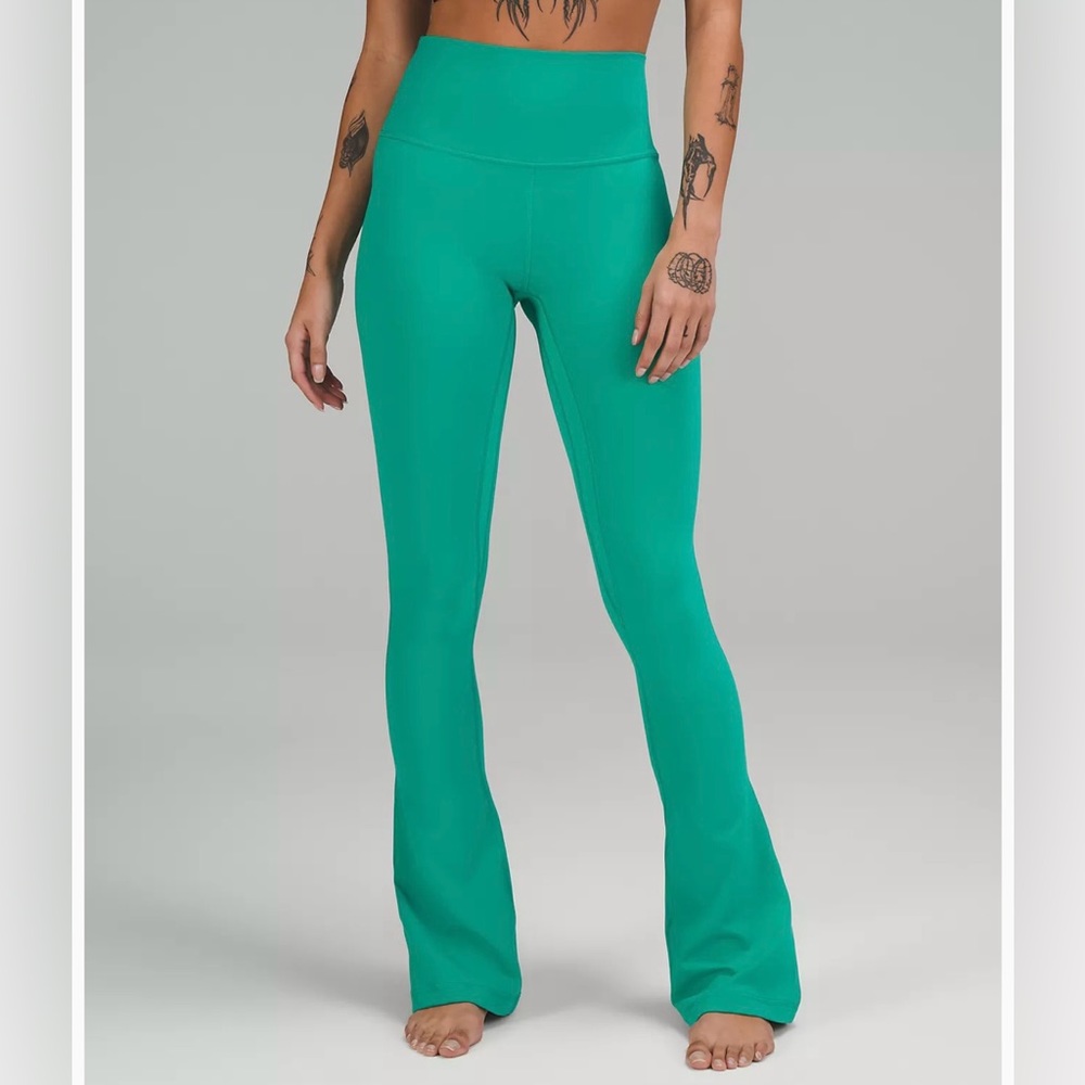 NWOT- Lululemon Teal/Green Align High Rise Mini-Flare Pant 32”.